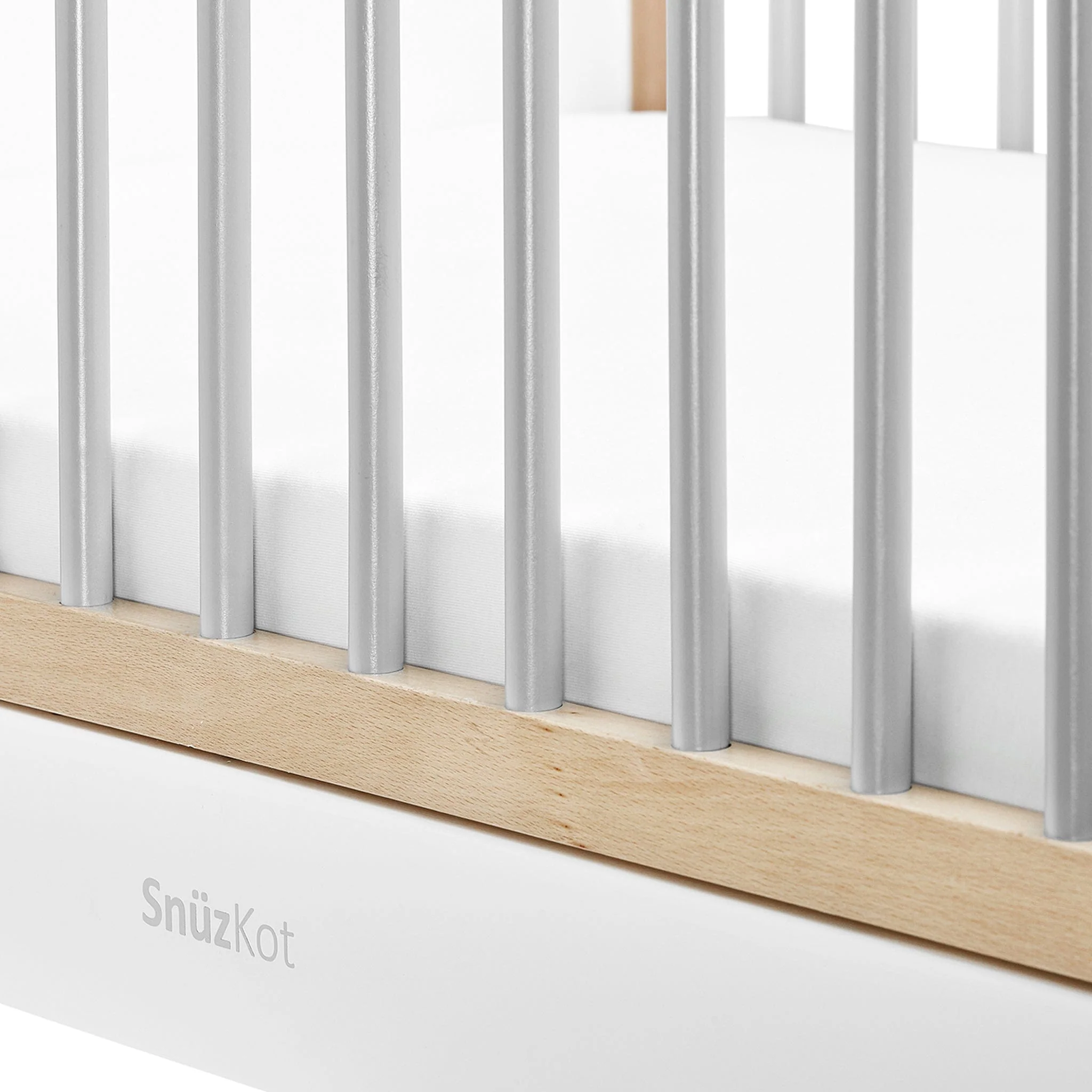 SnüzKot Skandi Cot Bed - Grey - Image 3