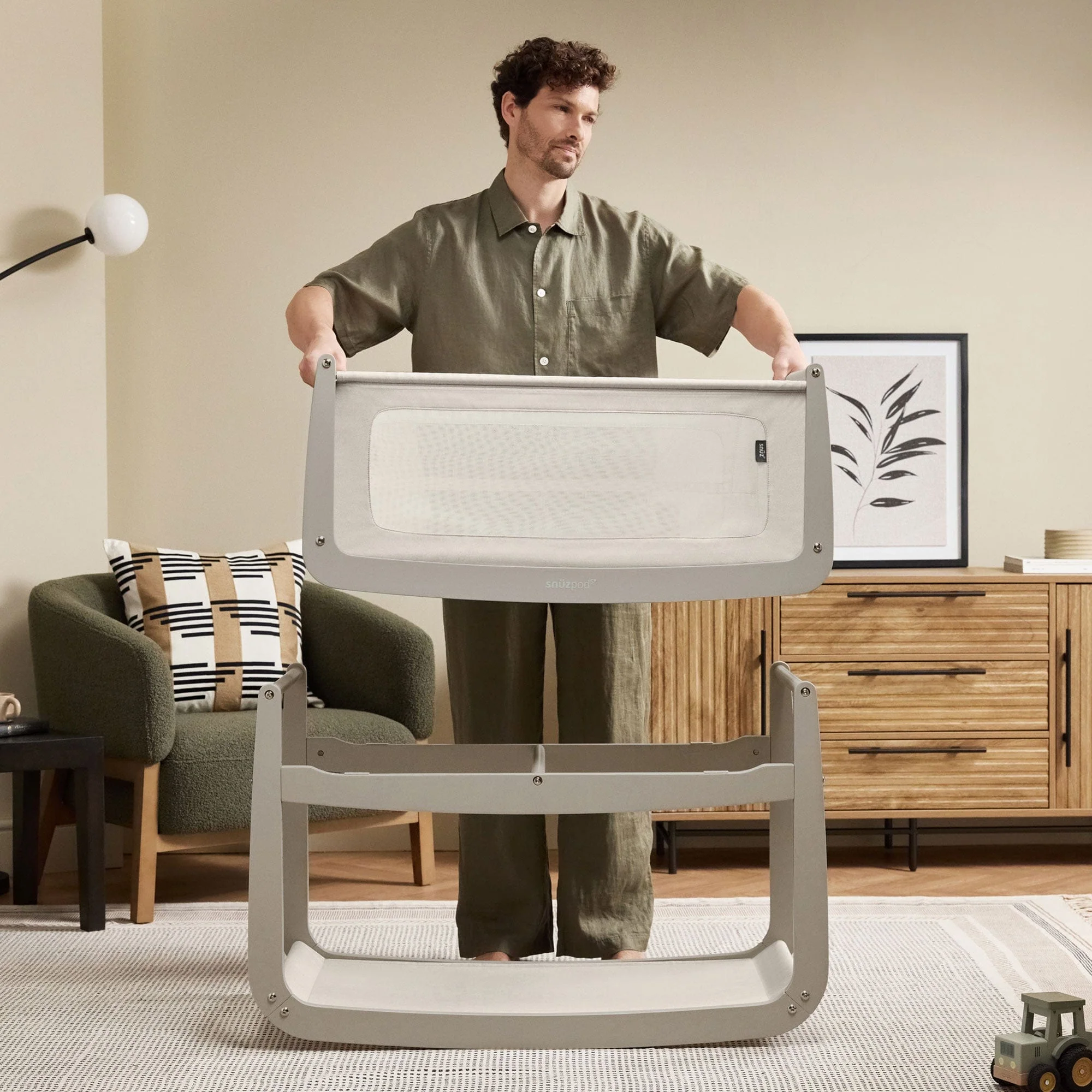 SnüzPod 5 Bedside Crib - Pebble - Image 8
