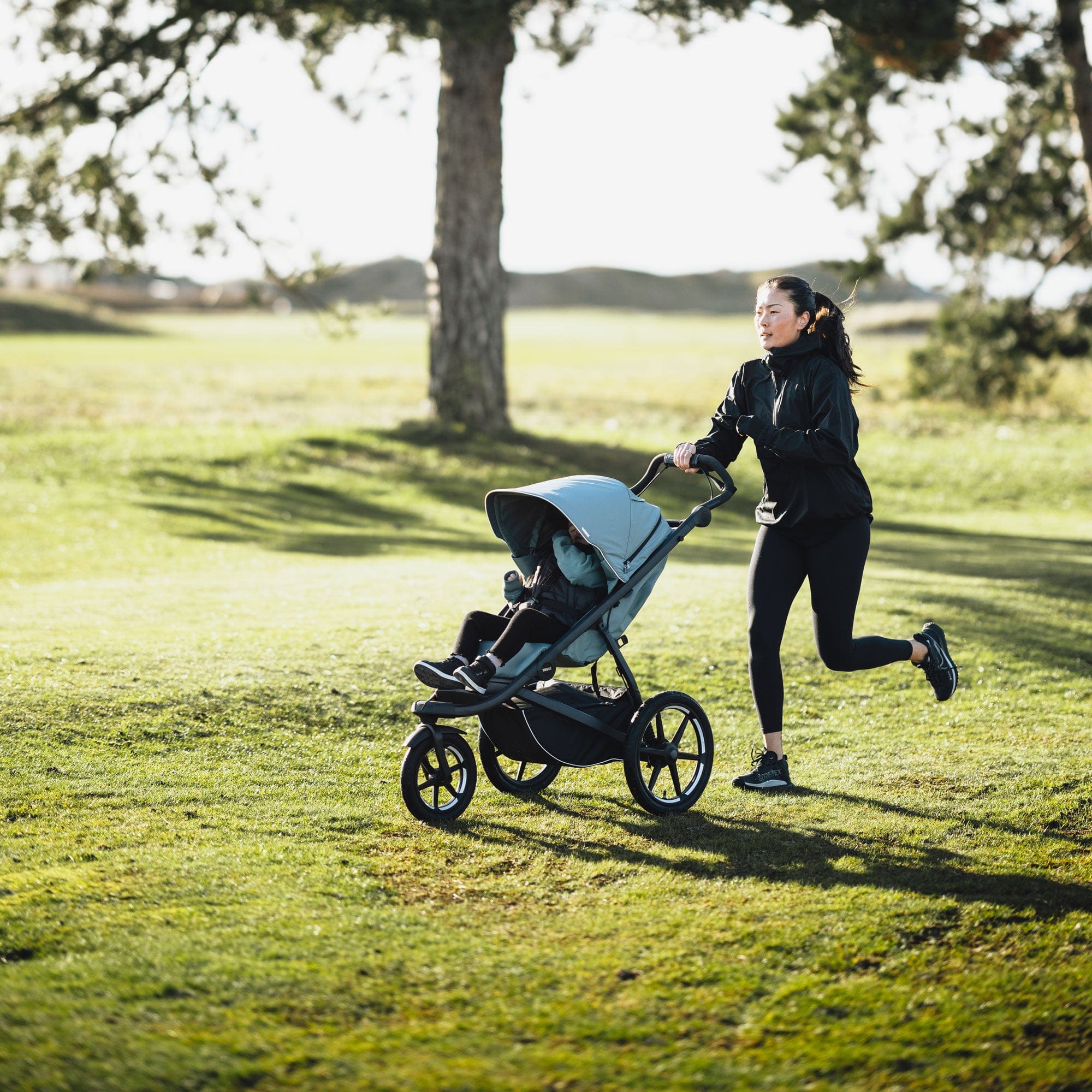 Thule Urban Glide 3 Newborn Pram Bundle (Mid-Blue) - Image 10